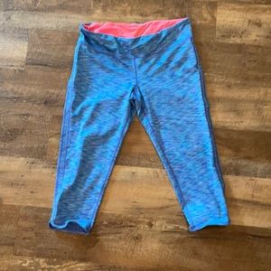 EEUC Lilly Pulitzer Cropped Weekender Leggings
